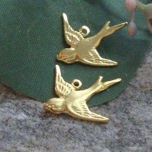 2 pcs, Gold Vermeil over 925 Sterling Silver Happy Swallow Bird Chram Earring findings, Facing Left, LGBC
