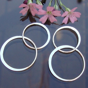 2 pcs, 32mm, Sterling Silver Handcrafted Organic Hammered 2 circles Link ,Lucky 8, CC-0447