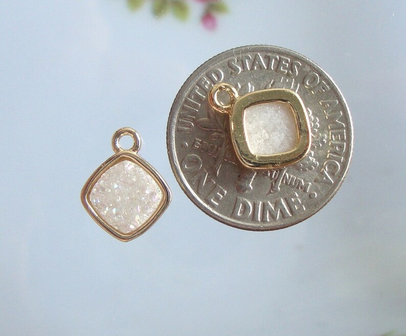 PC-0338 2 pc Sparkles Opal Aura Pearl Like Gold Electroplated Natural Off White Druzy Drusy Bezel Rim Pendant Earrings Finding 10x8x3mm