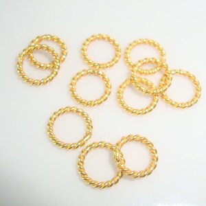 10 pcs, 6mm, 18ga gauge, Handmade Gold Vermeil Twisted wire closed Jump Ring, Spacer image 3