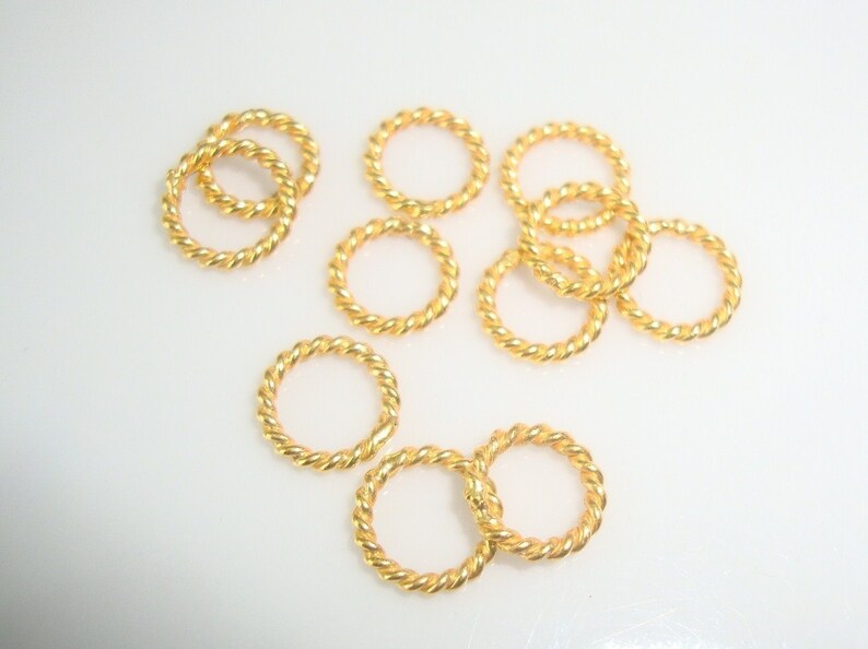 10 pcs, 6mm, 18ga gauge, Handmade Gold Vermeil Twisted wire closed Jump Ring, Spacer image 3