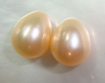 2 pcs, Romantic, 10-11x8.5-9mm, Gorgeous Cultured Fresh Water Pearls, Natural Peach Cream Teardrop Briolette