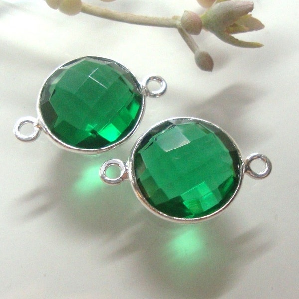 2 pcs, 19x13mm, 12mm Stone, Emerald Green Quartz Sterling Silver Bezel Rim Round Pendant Charm Connector Link, GS-0189