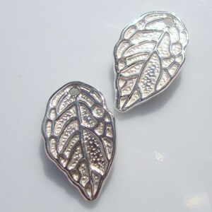 2 pcs, Sterling Silver 3D Floating Leaf Pendant, charm, Earring Findings - Tarnish Resistant, PC-0182