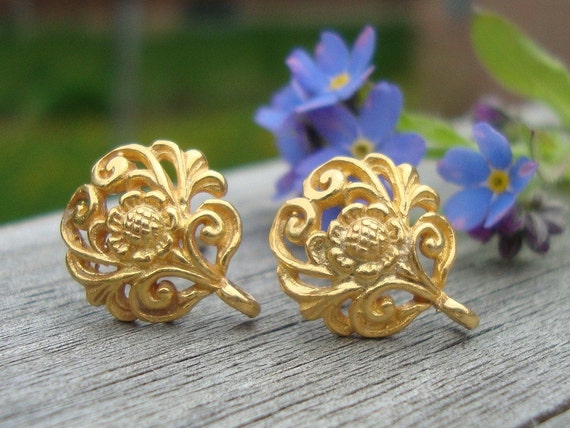 2 Pairs, 24k Vermeil Sterling Silver Filigree Floral Ear Post Earrings With  Ear Nuts 12x10 Mm, Closed Loop, EP-0001 - Etsy