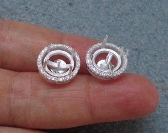 2 postes para pendientes de plata de ley con circonitas cúbicas, elegantes cierres redondos con forma de garra (13 mm)