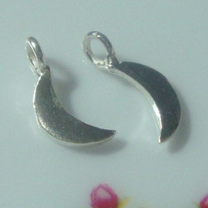 bulk 20 pc, Sterling Silver Small Crescent Moon Pendant, 11.5x4.5x1mm, Minimalist Findings Collection - PC-0018
