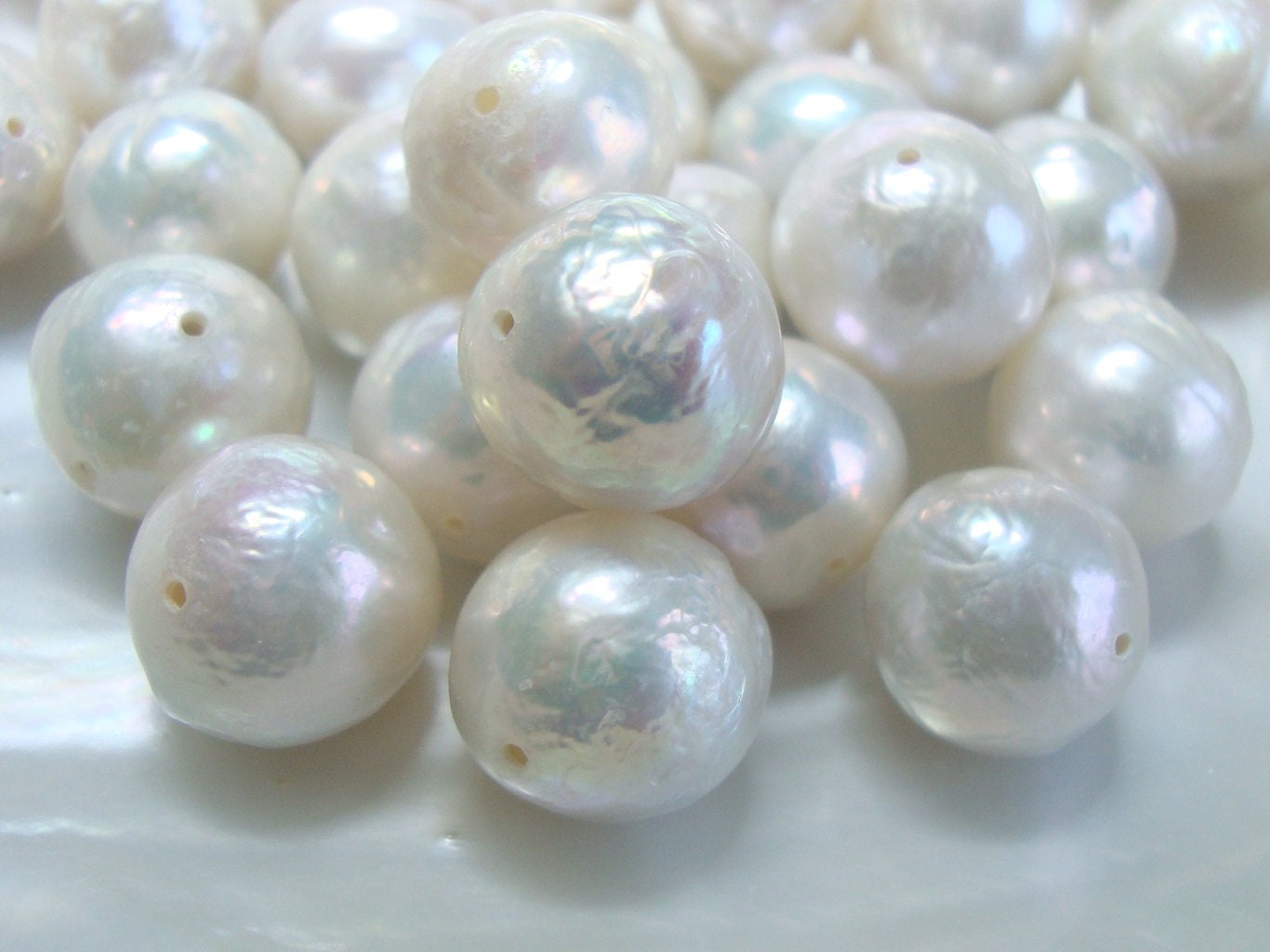 1/2 Strand, 19 Pearls, 9-11mm, 0.5mm Standard Hole, Kasumi