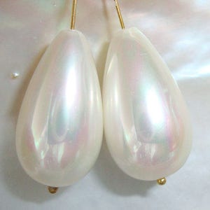 3 pairs, 10x18mm, Huge South Sea SHELL Ivory White Pearl Teardrop Briolette, perfect for bridal design, bulk sale, SP-0018-RB image 3
