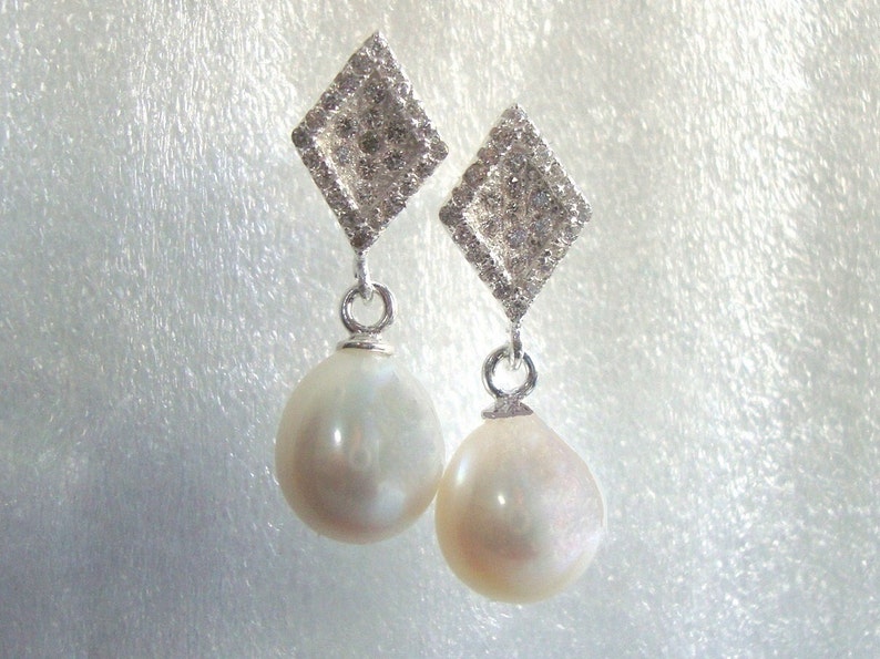 Organic Natural Pearl Earring Natural Drop Pearl Earrings Pearl Earrings for the Bride Earrings for Mother of Bride Mother in Law