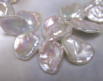 Perla de agua dulce, perla Keshi Petal Reborn brillante, perforada en la parte superior, 11-12x13-15 mm