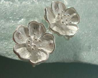 Absolutely Beautiful, Absolutely Beautiful, 925 Sterling Silver Solid Flower Ear Post with premium ear nuts, 2 pcs - EP-0007