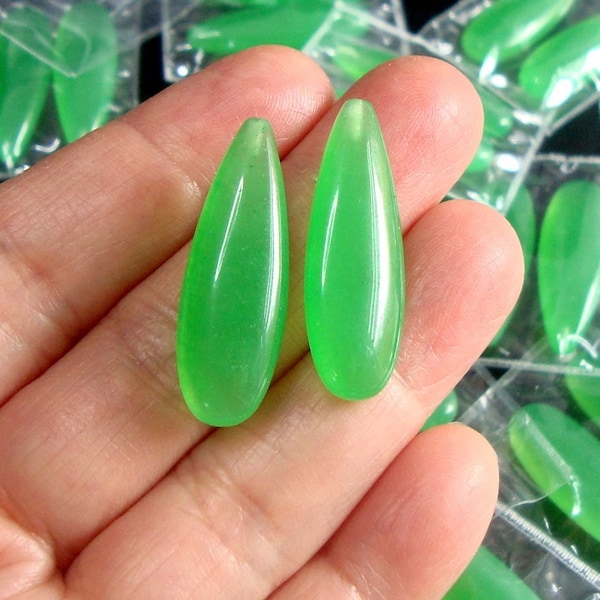 1 pair, 10x30mm, Amazing Emerald Green Jade Chalcedony Pear Teardrop Briolette, cup and peg installed Option, Designer Pieces, GS-0047