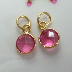 2 piezas, 6 mm Turmalina Rosa Rubí Cuarzo Rojo, Anillo de 5 mm, Anillo de Plata de Ley con Bisel de Oro Vermeil Facetado, Pequeño Colgante con Charm, GS-0124