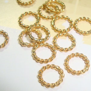 10 pcs, 6mm, 18ga gauge, Handmade Gold Vermeil Twisted wire closed Jump Ring, Spacer image 4