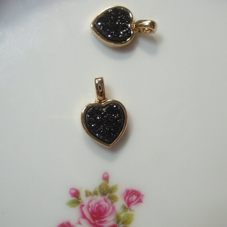 10mm Titanium Black Natural Drusy Druzy Heart Pendant Set in Gold Tray Love for Valentine 1 pc 14K Pretty Valentine Design
