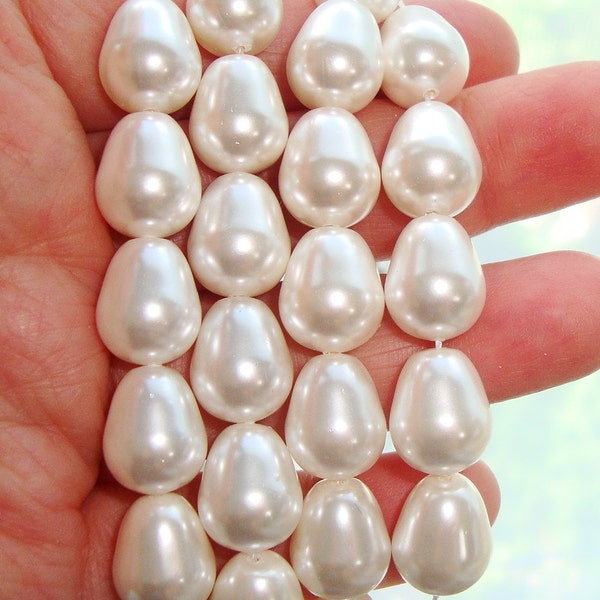 Lovely South Sea SHELL Pearl Teardrop Briolette, 5 pairs, 10x12mm, So Beautiful, Top Quality, perfect for bridal design, SP-0037