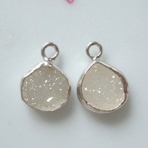 Beautiful Natural Off White Agate Druzy Drusy Druzzy lovely Silver Heart Pendant Charm, PC-0421