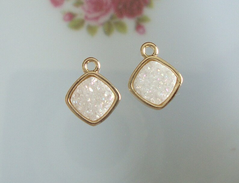 PC-0338 2 pc Sparkles Opal Aura Pearl Like Gold Electroplated Natural Off White Druzy Drusy Bezel Rim Pendant Earrings Finding 10x8x3mm