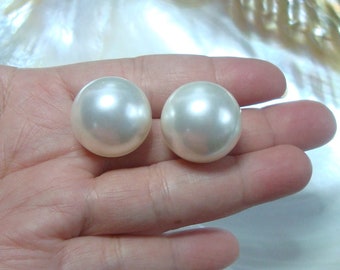 2 pcs, 20mm, South Sea SHELL White Pearl Round Bead, Full Drilled, Center Drilled, SP-0034