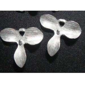 NOT PLATED, 2 pcs, Handmade Sterling Silver 3 petal Orchid flower Connector, Open Loop Link, Pendant Finding, CC-0373