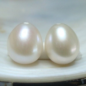 1 pair, 9-10x8-8.5mm, AAA, Fresh Water Pearl, Lux Gorgeous Creamy White Pearls Drop Shape -Best for Bridal Design