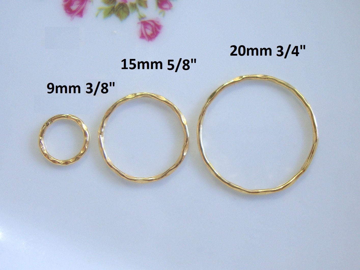 AHANDMAKER 320 Pcs Open Jump Rings, 4 Sizes Real 24K Gold Plated Stainless  Steel Jump Rings Bulk for DIY Jewelry Craft Earring Necklace Bracelet  Pendant Choker Keychain Making Findings, 2.4-6.5mm 