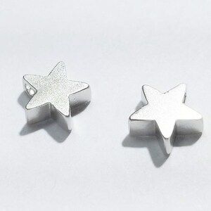 Tiny Silver Star Pendant Charm Bead - BEAUTIFUL QUALITY Finish, 10mm, 4 pcs, PC-0281