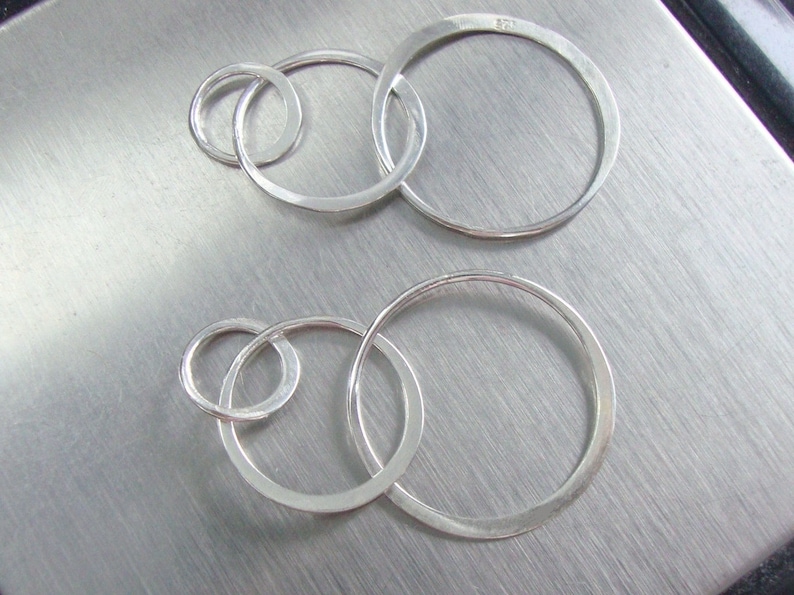 Past Present Future Half Hammered Triple circles Link Infinity L3720 925 Sterling Silver 3 Eternal Circles Bulk 6 pcs 37x20mm