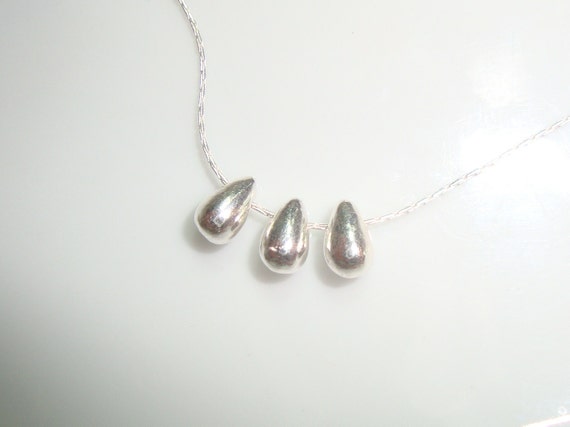 En vrac 20 20 20 pcs, 6x4mm, argent Sterling petit Drew Drop, Briolette lisse en forme de larme, Anti Tarnish, minimaliste résultats Collection, PC-0171 77202f En vrac 20 20 20 pcs, 6x4mm, argent Sterling petit Drew Drop, Briolette lisse en forme de larme, Anti Tarnish, minimaliste résultats Collection, PC-0171 77202f