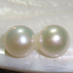 9-9.5 mm, 2 pcs, 9-9.5 mm, Fresh Water Pearl, AAA Half Drilled Button Pearl, Mushroom Freshwater Pearl, Best Pearls for Bridal jewelry
