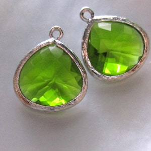 2 pcs, 18x15mm, Peridot Green Heart Teardrop Pendant Charm Dangle, Cute, Faceted Glass Teardrop, Gold or Silver Rim, PC-0238