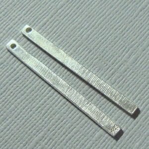 2 pcs, 30 x 2,5 mm, estampage de calibre 18, pendentif barre en argent sterling 925 fait main, boucles d&#39;oreilles