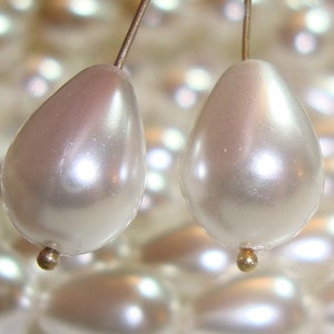 1/2 Strand, 10x6.5mm, So Beautiful, Top Quality, Lovely South Sea Shell Pearl Teardrop Briolette, perfect for bridal design, SP-0029