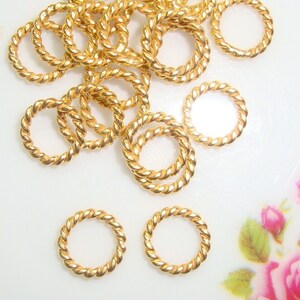 10 pcs, 6mm, 18ga gauge, Handmade Gold Vermeil Twisted wire closed Jump Ring, Spacer image 2