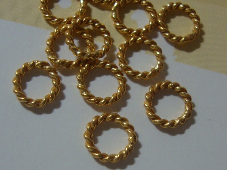 10 pcs, 6mm, 18ga gauge, Handmade Gold Vermeil Twisted wire closed Jump Ring, Spacer image 5