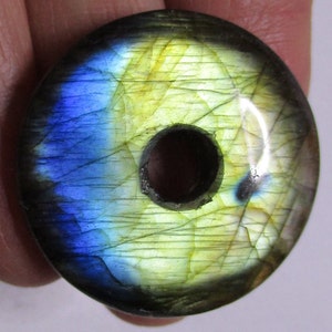30mm, Labradorite, AAA+ Gorgeous Firey Blue Gold Green Flashy Labradorite Smooth Donut PENDANT, CC-0231-1