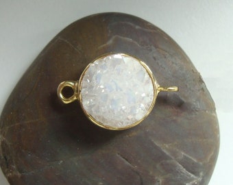 21-22x14mm, Pearl Like Druzy Drusy Pendant Set in Gold Tray, Double Bail Connector round pendant, 12mm druzy stone
