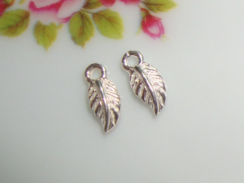 AA 8x4mm Anti Tarnish 925 Sterling Silver Small Leaf charm pendant tag Minimalist Findings Collection 6 pcs