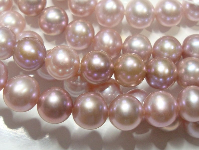 12 pearls, Round Freshwater Pearl, True color, Metallic luster Mauve Pink Fresh Water Pearl, MP78 image 1