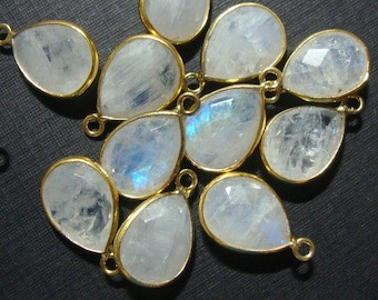 2 Pcs, 16x10mm, Handmade Flashy Moonstone Gold Vermeil