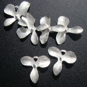 NOT Plated, 4 pcs, Handmade Sterling Silver 3 petal Orchid flower Connector, Link, Pendant, CC-0373
