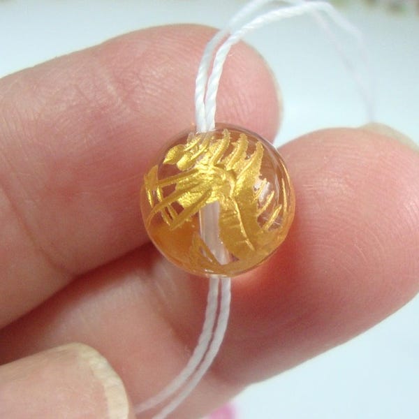 2 pcs, 10mm, Rare and Unique, Hand Crafted Golden Flying Dragon On Crystal Smooth Round Beads, B-0052