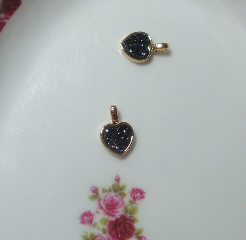 10mm Titanium Black Natural Drusy Druzy Heart Pendant Set in Gold Tray Love for Valentine 1 pc 14K Pretty Valentine Design