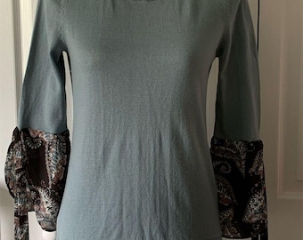 LOFT Women's Blue Paisley Bell Sleeve Pullover Sweater Size S Petite