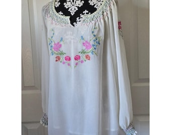 NOTATIONS CLOTHING Embroidered Smocked Neck Blouse White Cotton Long Sleeve Sz L