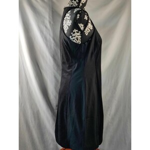Anthropologie Sugar + Lips Zipper Sleeveless Fitted Sheath Dress Black SZ Large afbeelding 2
