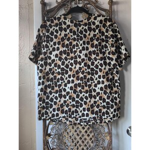 Ship n Shore Petites Leopard Print Short Sleeve Blouse Brown Tan Crew Neck Top