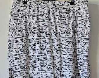 Green Lamb Zebra Print Golf Skort Athletic Skirt M M