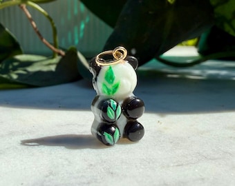 Or jaune 14 carats ou argent et résine breloque ours en gélatine « Panda » blanc et noir